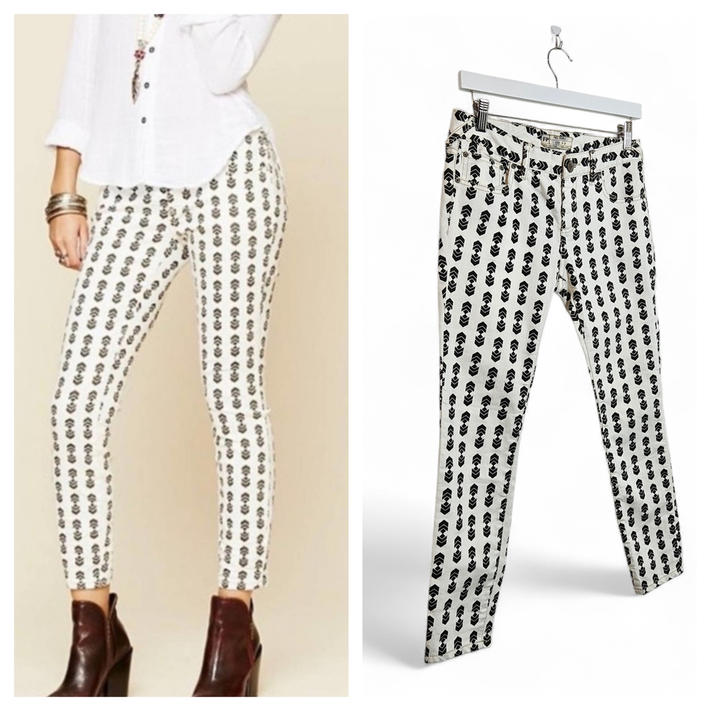 Free People Jeans Size 27 Arrowhead Skinny Low Rise Ankle Crop Black White Print